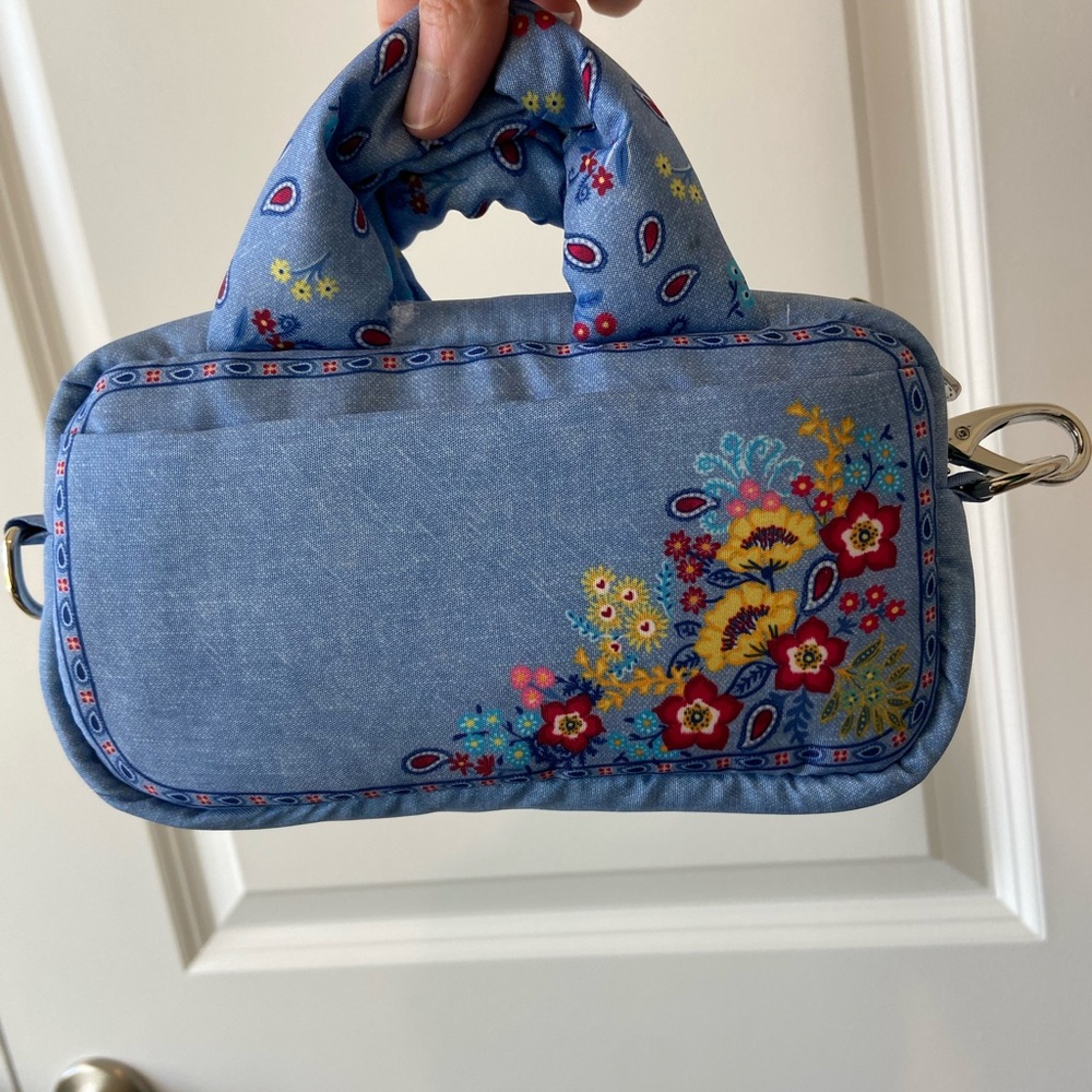 Brighton Love Bandana Cross Body Organizer Bag NWT - Picture 2 of 16